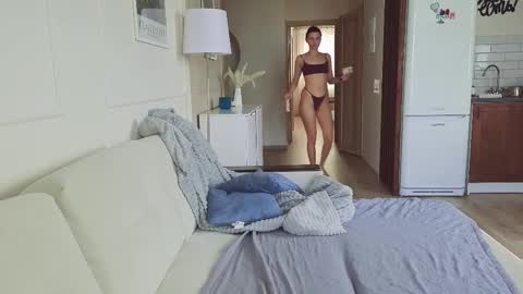 Snapshot of kristinesmith chatting on October 2025 07:31:02 AM Kristi online show from October 2025 07:31:02 AM