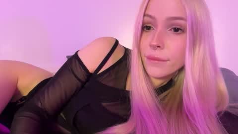 Kristy and Alice online show from October 2025 10:07:01 PM