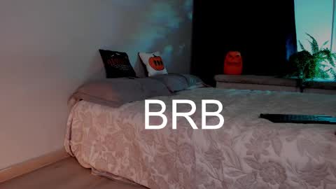 Snapshot of kristy_bennet chatting on October 2025 03:37:02 AM Im Dani3 online show from October 2025 03:37:02 AM