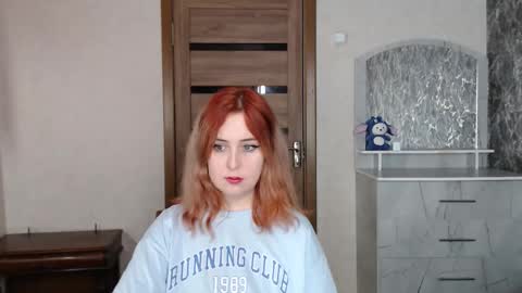 Kristy online show from September 2025 11:04:01 PM