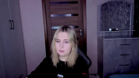 Kristy online show from February 2026 10:52:02 PM