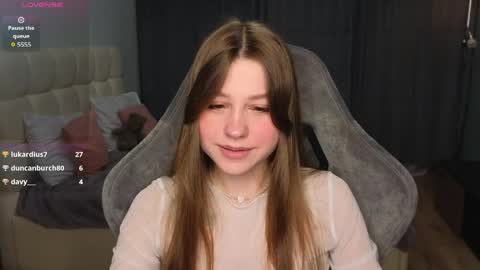 Kristy online show from April 2026 10:18:01 PM