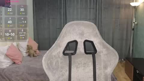 Kristy online show from April 2026 10:29:02 PM