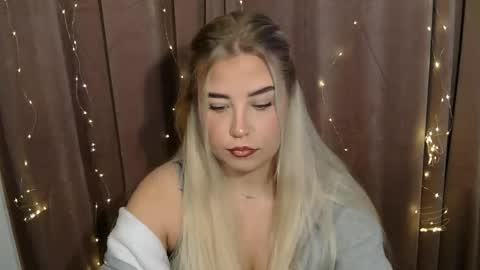 KristyFlowers online show from December 2024 06:20:01 AM