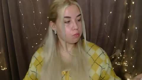 KristyFlowers online show from December 2024 06:40:01 AM