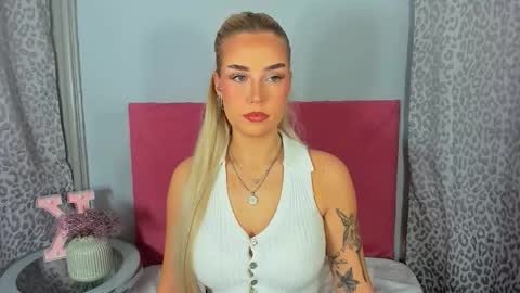 KristyFlowers online show from February 2026 07:51:01 AM