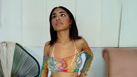 Cristina online show from February 2025 11:04:01 PM