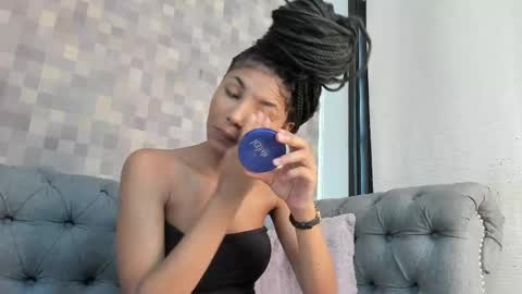 Cristina online show from September 2025 07:25:01 PM