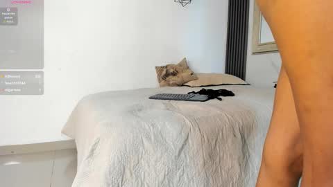 Cristina online show from February 2026 07:01:02 PM