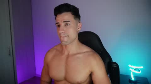 Snapshot of krops_ chatting on June 2026 10:34:01 PM KROPS online show from June 2026 10:34:01 PM