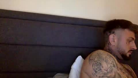 Snapshot of krxt13 chatting on October 2025 07:18:01 PM krxt13 online show from October 2025 07:18:01 PM