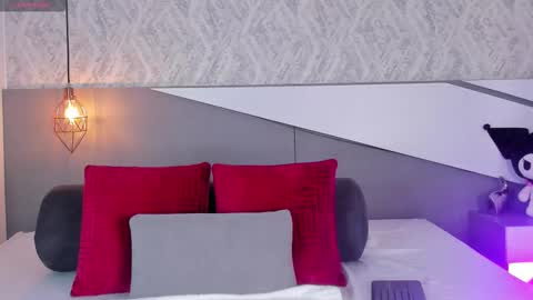 Snapshot of krystal_foxx chatting on November 2025 05:08:01 PM Krystal online show from November 2025 05:08:01 PM