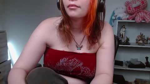 Snapshot of krystalsyxx chatting on August 2026 12:29:02 PM Krystal Syx online show from August 2026 12:29:02 PM