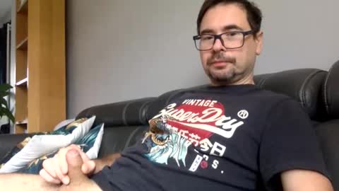 krzysztof1977 online show from December 2025 11:06:02 AM