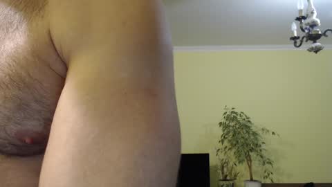 ksanderua online show from February 2025 08:38:02 PM