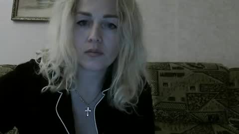Snapshot of ksenia_milfa chatting on September 2025 06:46:02 PM ksenia online show from September 2025 06:46:02 PM