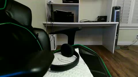 Kevin online show from February 2025 07:40:02 AM