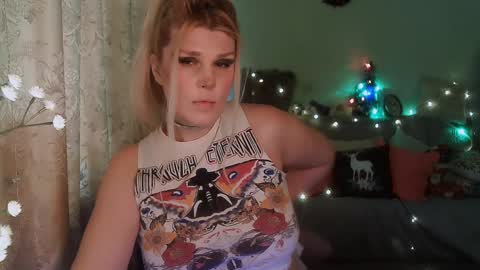 Snapshot of kudesnizza chatting on December 2024 10:50:02 AM Annika MTF ts post -op online show from December 2024 10:50:02 AM