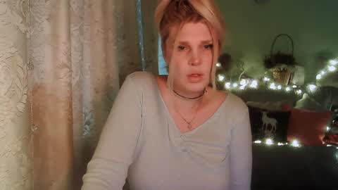 Snapshot of kudesnizza chatting on January 2025 10:58:01 AM Annika MTF ts post -op online show from January 2025 10:58:01 AM