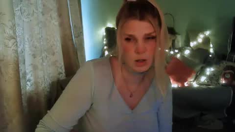 Snapshot of kudesnizza chatting on February 2025 10:39:02 AM Annika MTF ts post -op online show from February 2025 10:39:02 AM
