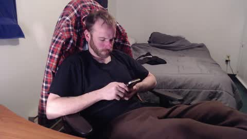 Kuggy online show from February 2025 11:37:01 PM