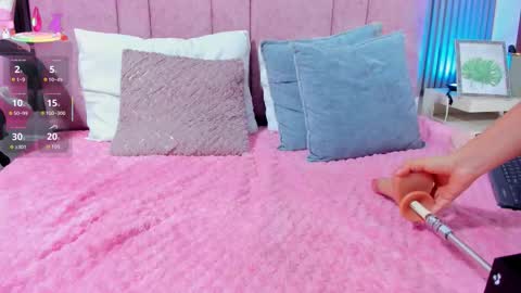 SARA online show from November 2025 01:11:02 PM