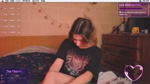 Krypto hethey online show from October 2025 08:21:02 PM