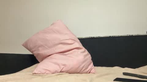 Snapshot of kurdishbbc chatting on October 2025 07:58:02 PM Semih yilmaz online show from October 2025 07:58:02 PM