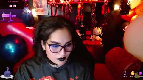 Fetiche Woman online show from October 2025 12:18:02 AM