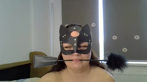 kurkuma_ online show from May 2026 02:11:01 PM