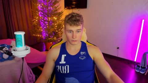 Snapshot of kurt_hanssen chatting on January 2025 07:16:01 PM kurt_hanssen online show from January 2025 07:16:01 PM