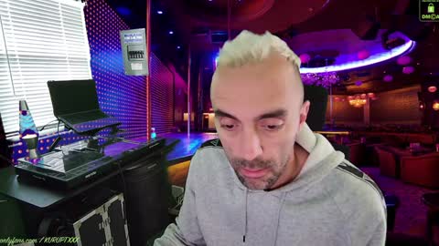 Snapshot of kuruptxxx chatting on January 2025 06:52:01 PM kuruptxxx online show from January 2025 06:52:01 PM