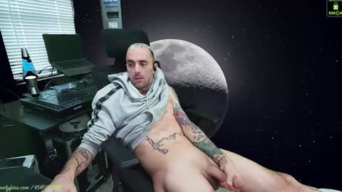 Snapshot of kuruptxxx chatting on January 2025 07:49:02 PM kuruptxxx online show from January 2025 07:49:02 PM