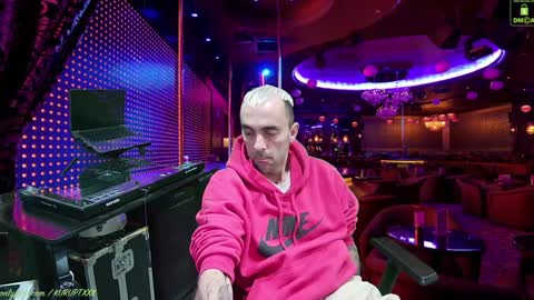 Snapshot of kuruptxxx chatting on January 2025 10:35:02 PM kuruptxxx online show from January 2025 10:35:02 PM