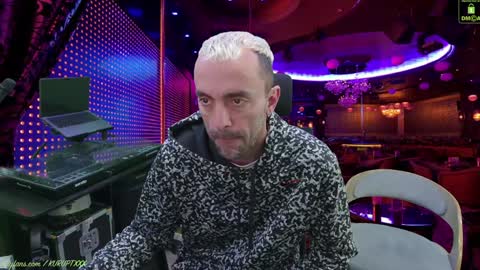 Snapshot of kuruptxxx chatting on February 2025 06:31:02 PM kuruptxxx online show from February 2025 06:31:02 PM