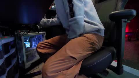 Snapshot of kuruptxxx chatting on October 2025 01:18:01 PM kuruptxxx online show from October 2025 01:18:01 PM