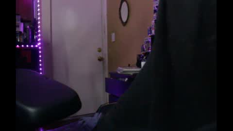 Snapshot of kushgoth chatting on September 2025 04:17:01 AM Kushgoth online show from September 2025 04:17:01 AM