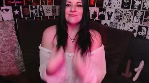 Snapshot of kvopa chatting on October 2025 12:10:02 AM Kvopa online show from October 2025 12:10:02 AM