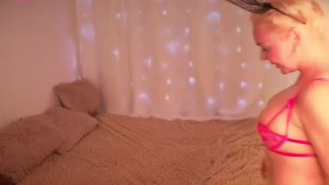 Snapshot of kwumey chatting on March 2026 04:13:02 PM kwumey online show from March 2026 04:13:02 PM