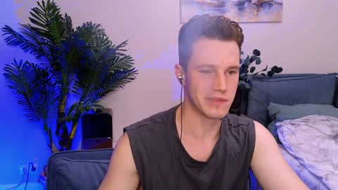 Snapshot of kyle_4u chatting on December 2024 05:23:01 AM Kyle online show from December 2024 05:23:01 AM