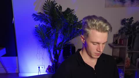 Snapshot of kyle_4u chatting on January 2025 07:45:01 AM Kyle online show from January 2025 07:45:01 AM