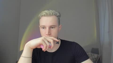 Snapshot of kyle_4u chatting on January 2025 05:23:01 AM Kyle online show from January 2025 05:23:01 AM