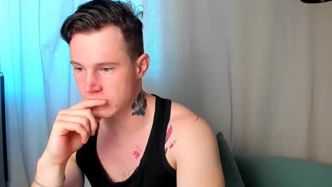 Snapshot of kyle_4u chatting on January 2025 05:51:01 AM Kyle online show from January 2025 05:51:01 AM