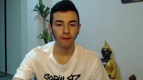 kyle online show from December 2024 05:05:02 AM