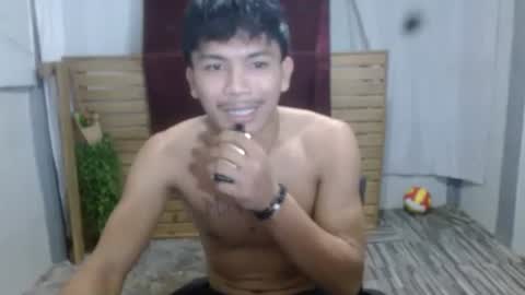 Snapshot of kyle_lourence chatting on April 2026 09:34:02 AM kyle_lourence online show from April 2026 09:34:02 AM