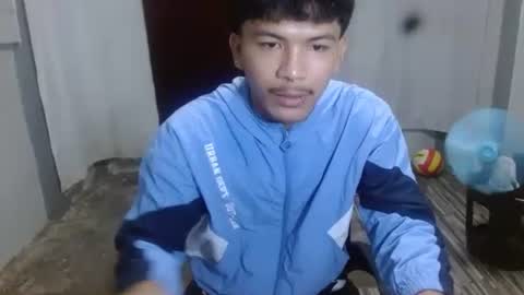 Snapshot of kyle_lourence chatting on May 2026 05:56:01 AM kyle_lourence online show from May 2026 05:56:01 AM
