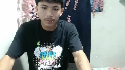 Snapshot of kyle_lourence chatting on May 2026 10:32:01 AM kyle_lourence online show from May 2026 10:32:01 AM