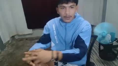 Snapshot of kyle_lourence chatting on May 2026 10:42:02 AM kyle_lourence online show from May 2026 10:42:02 AM