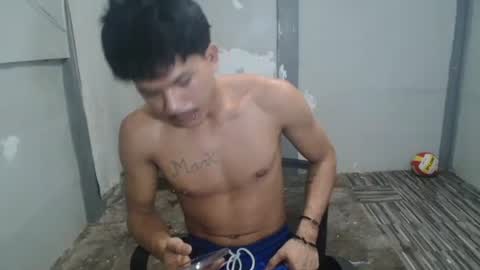 Snapshot of kyle_lourence chatting on May 2026 01:47:02 AM kyle_lourence online show from May 2026 01:47:02 AM