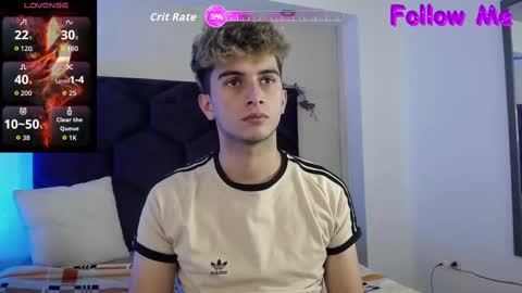 Snapshot of kyle_marsh chatting on September 2025 01:18:01 AM Kyle online show from September 2025 01:18:01 AM